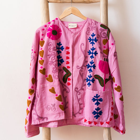 Chaqueta Tangi Bordada Rosa – Hecha a Mano en India con Bordados Multicolor
