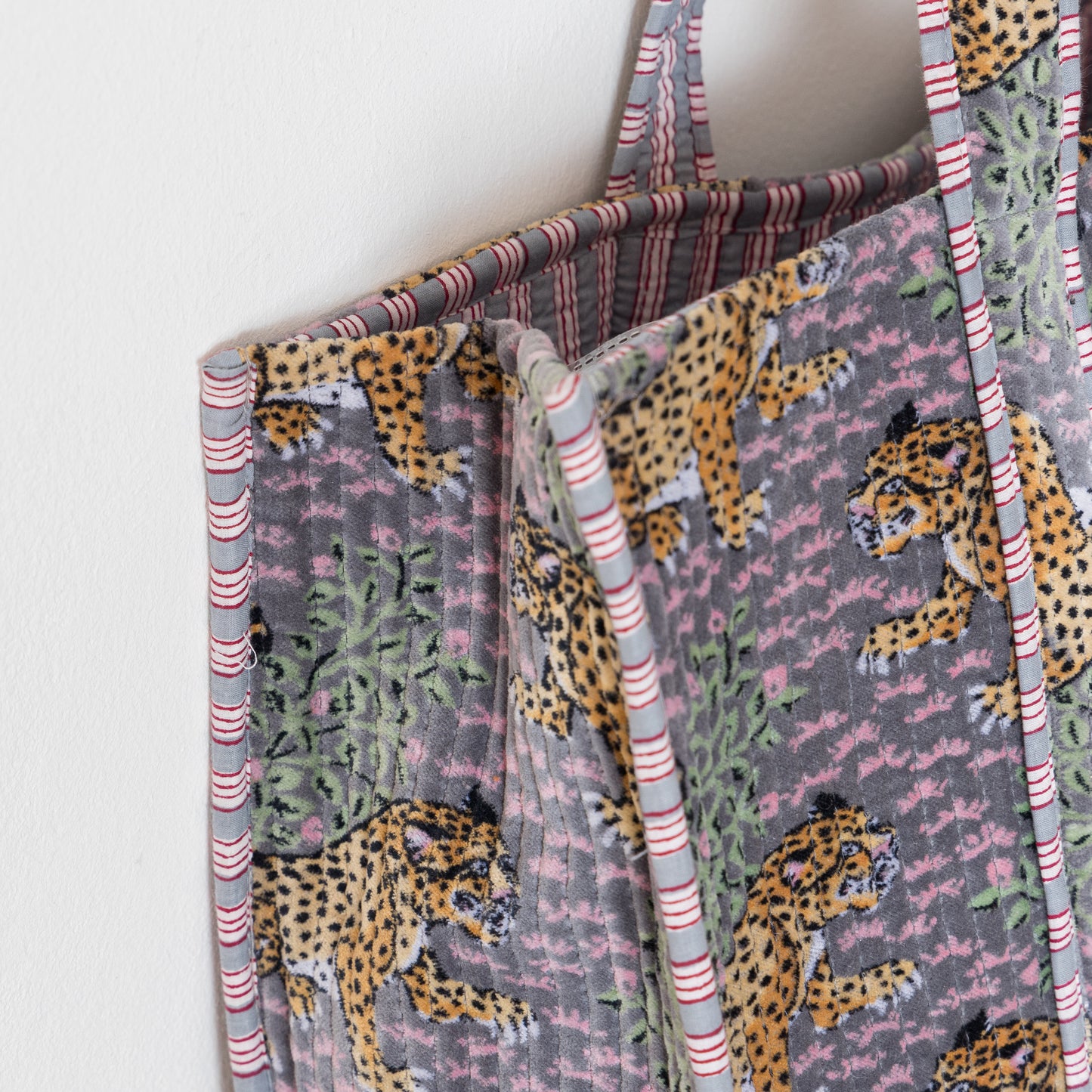 TOTE GRIS LEOPARDO VELVET