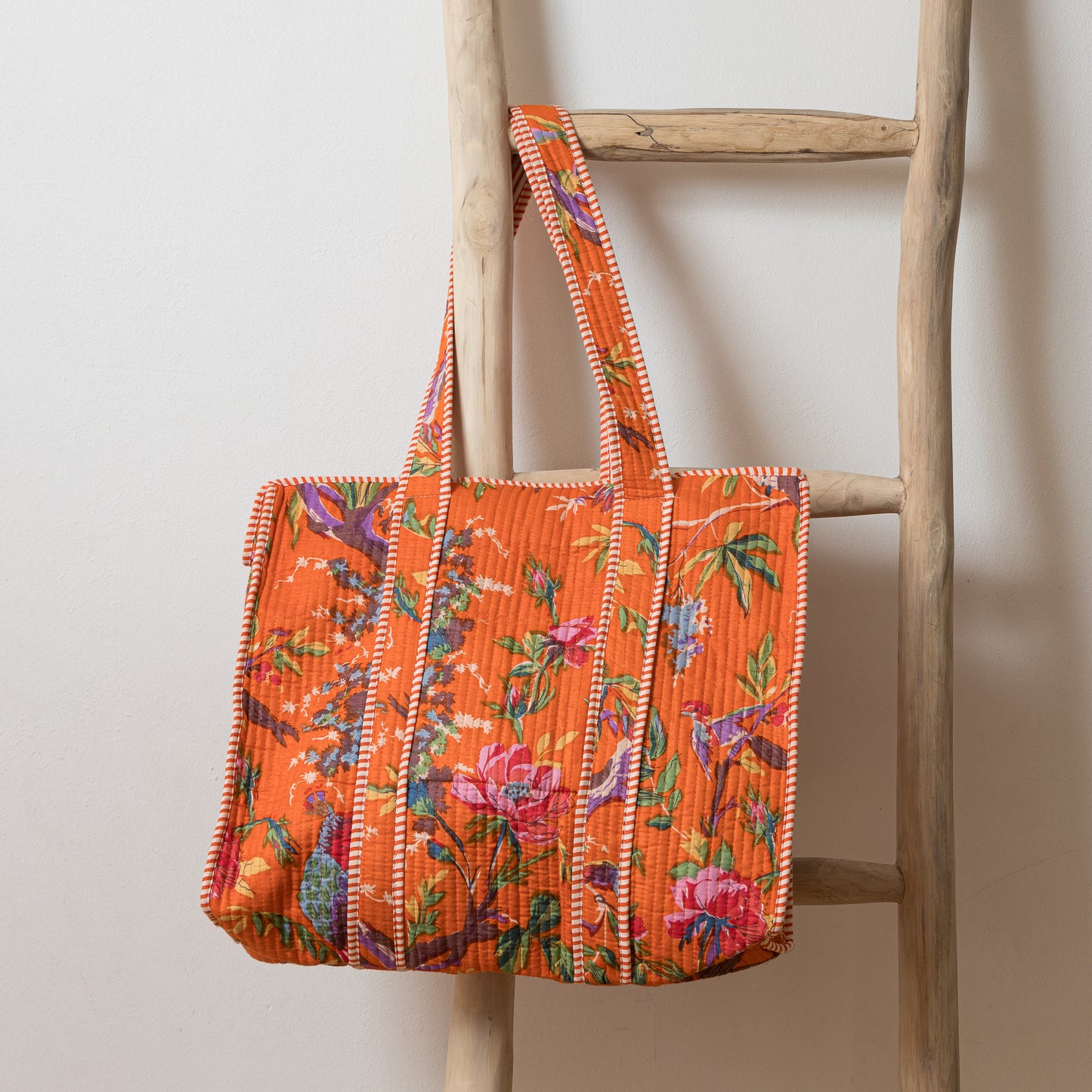 Tote Bag con Cierre de Algodón Orgánico Estampado a Mano