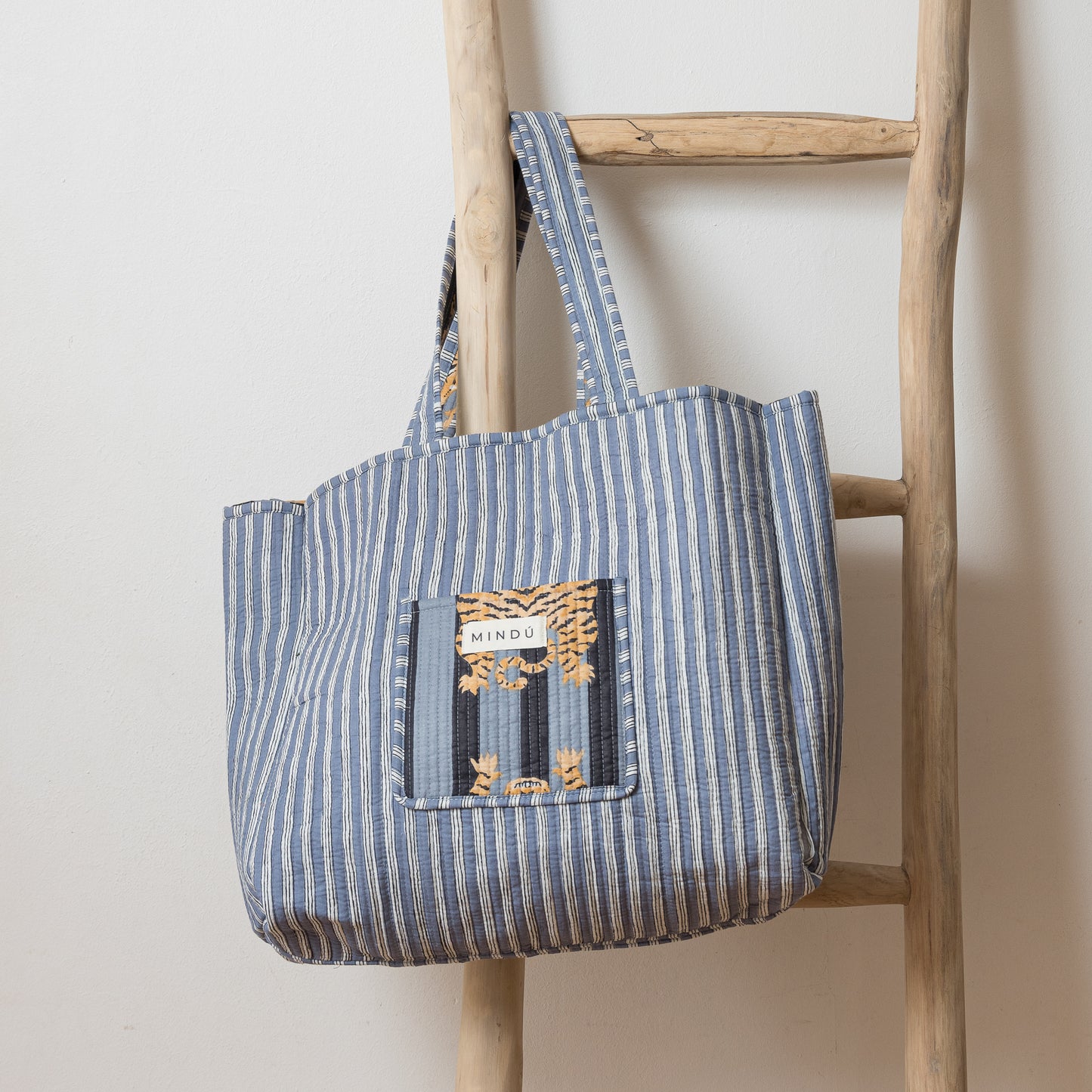 TOTE TIGRE NEGRO/CELESTE