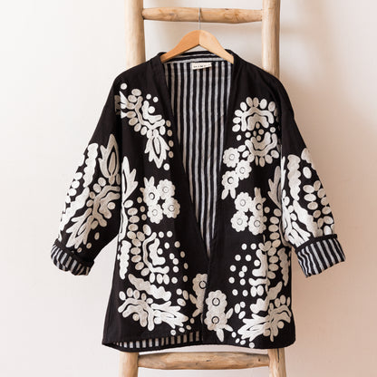 CHAQUETA TANGI BORDADA b/n