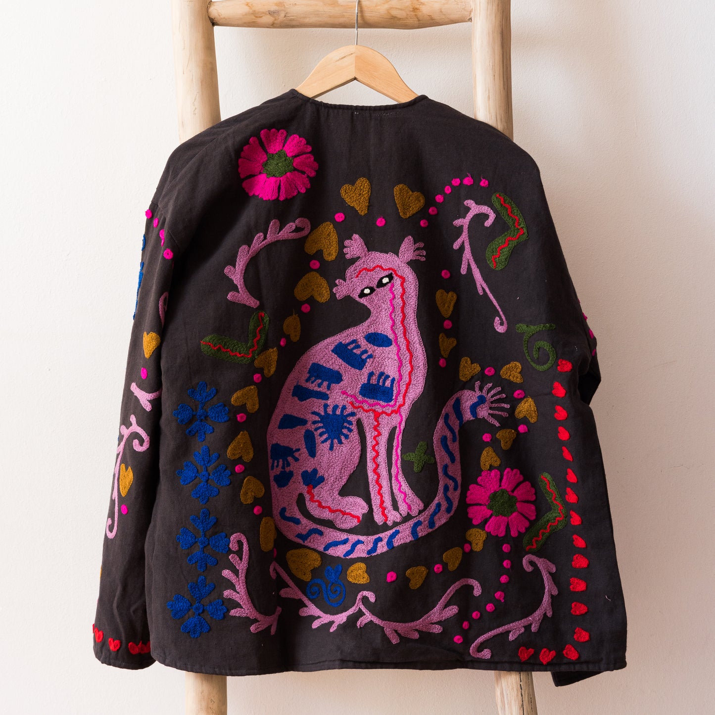 CHAQUETA TANGI BORDADA NEGRA