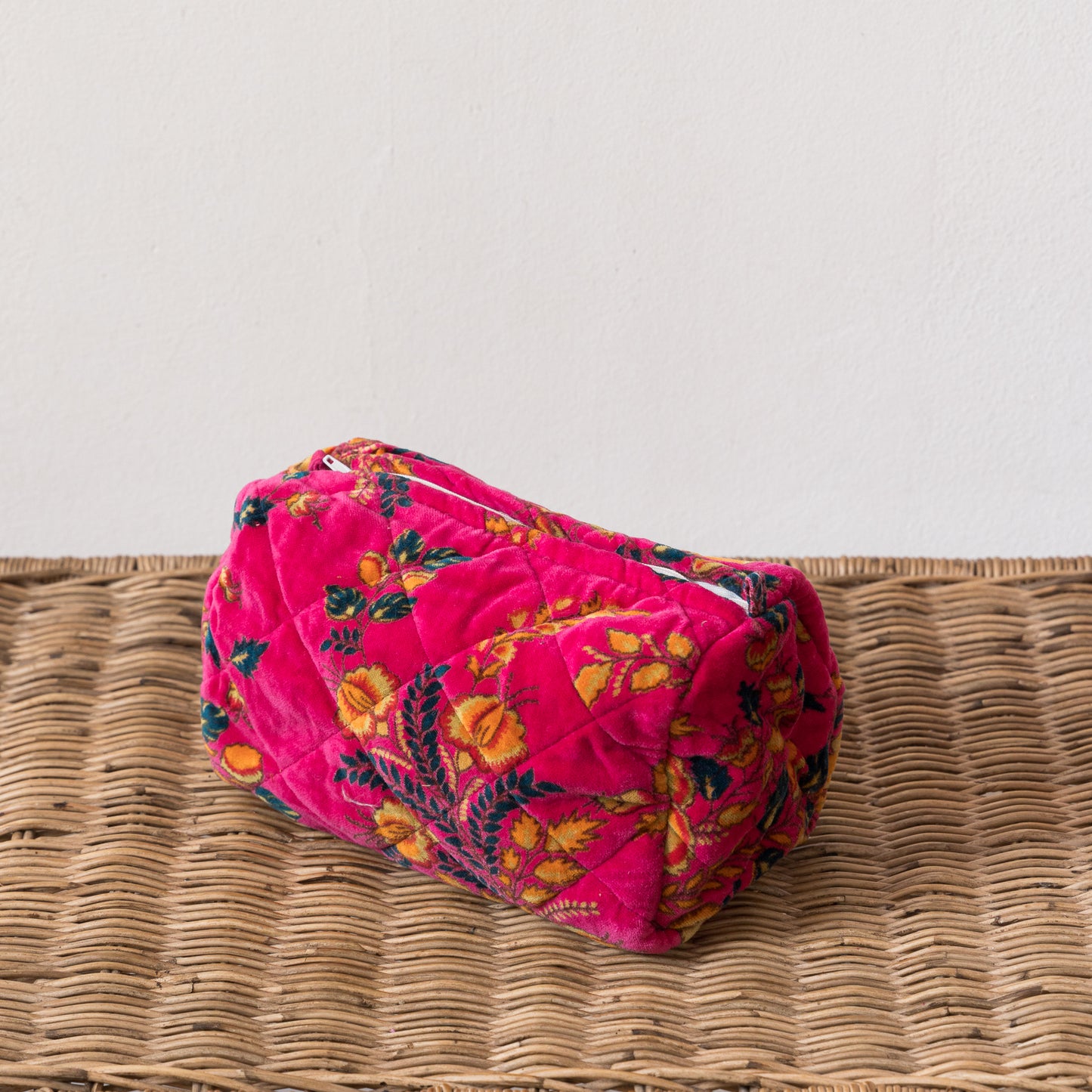 NECESER  MYSORE VELVET