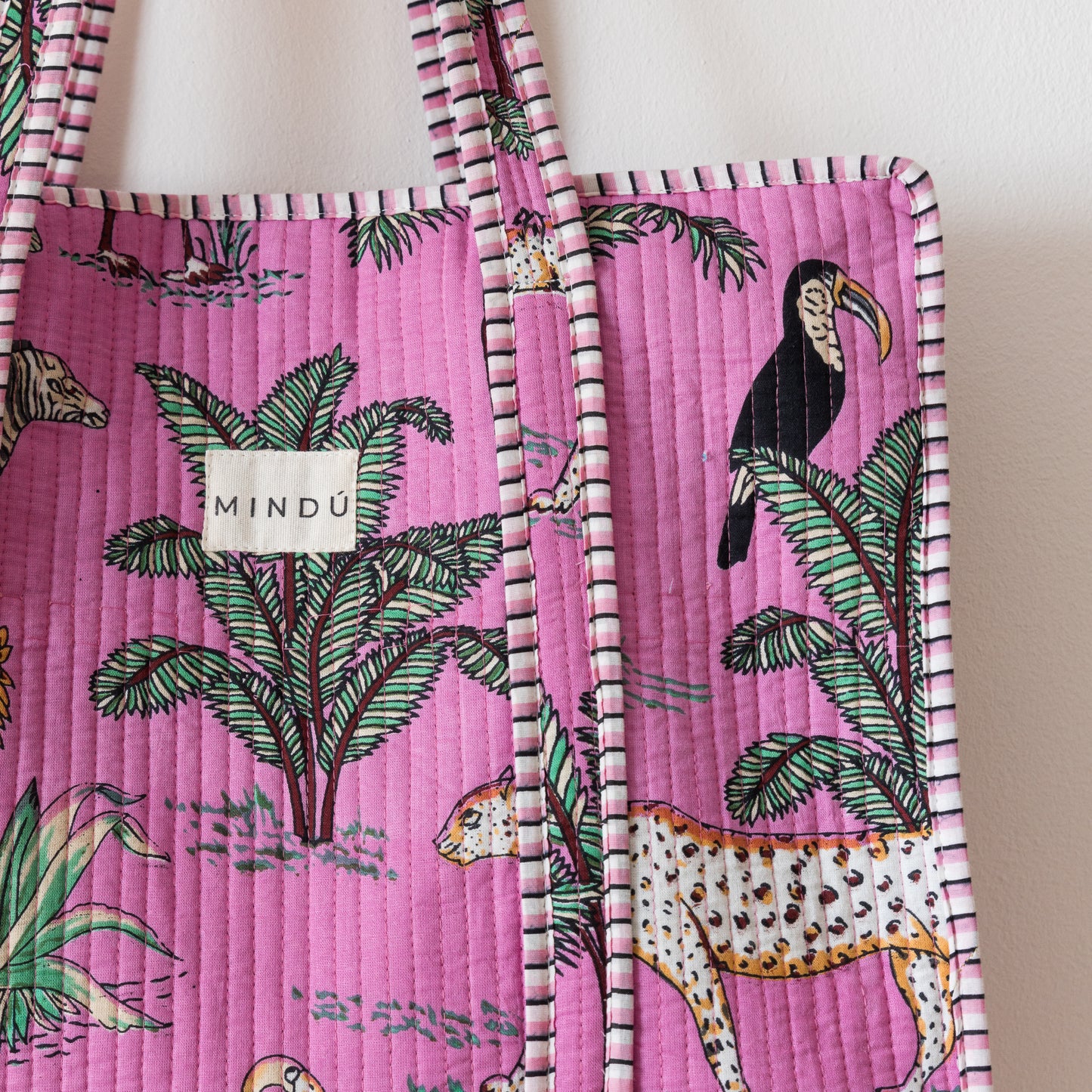 TOTE FUCSIA SELVA CIERRE